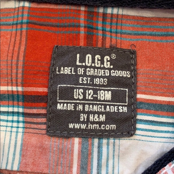 Boys H&M Button down shirt size 12 -18 months - Picture 2 of 3